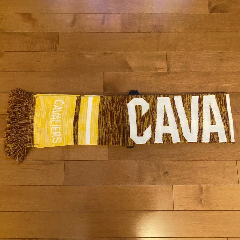 NBA Cleveland Cavaliers Scarf NWT Gold Wine Fringe Fan Gear OS